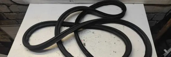 KIA EV6 Loading door rubber seal (on body) 