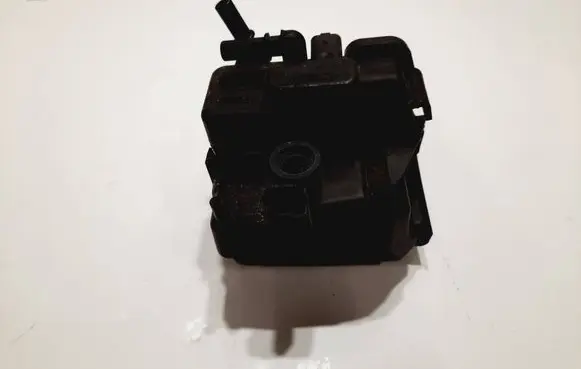 Citroen C3 Fuel filter housing 