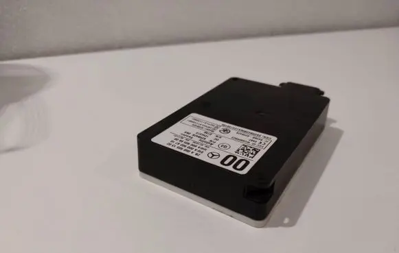 Mercedes-Benz A W176 Distronic sensor radar A0009051302 A0009028710