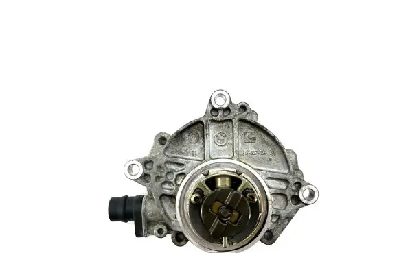 BMW 3 E92 E93 Vacuum pump 7547024 11667547024 13618310