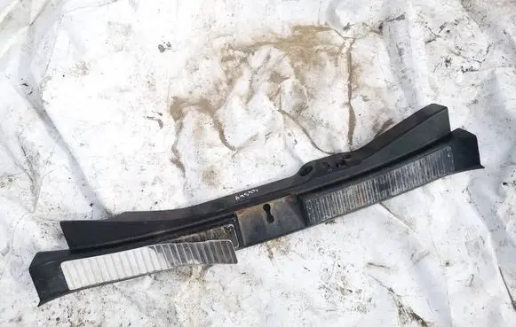 Mercedes-Benz R W251 Other trunk/boot trim element 2516903925