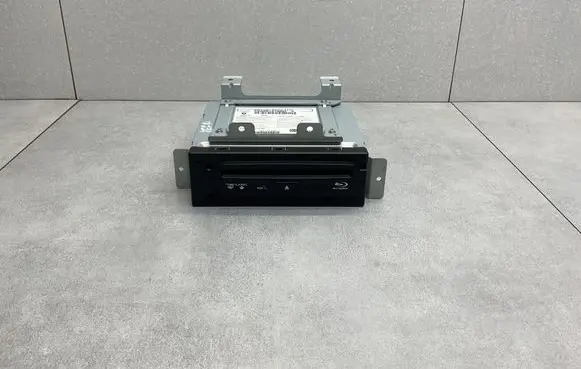 Jeep Grand Cherokee Radio/CD/DVD/GPS head unit P05091216AD
