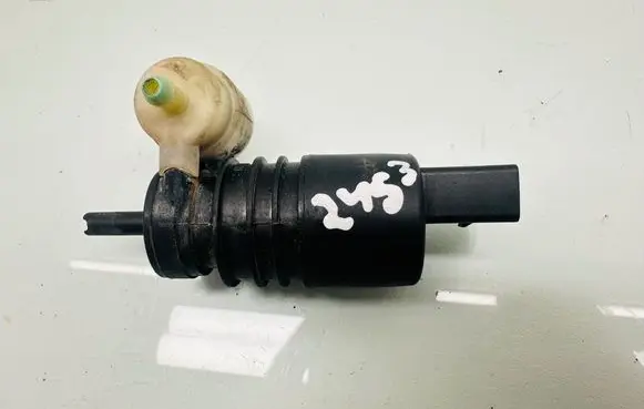 Mercedes-Benz B W245 Windshield washer spray nozzle 