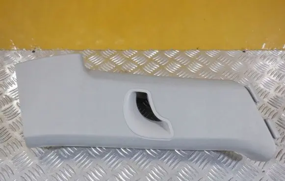BMW 1 F20 F21 (C) pillar trim 7P6867241