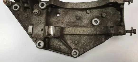 Volvo V50 Generator/alternator bracket 9682367380