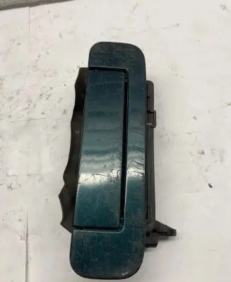Audi A4 S4 B5 8D Sliding door exterior handle 4A0839205