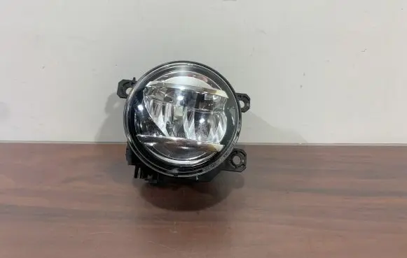 Subaru Outback (BT) Front fog light 1314326 35155 MDE1110070