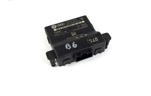 Volkswagen PASSAT B6 Gateway control module 3c0907530c 3c0907951a