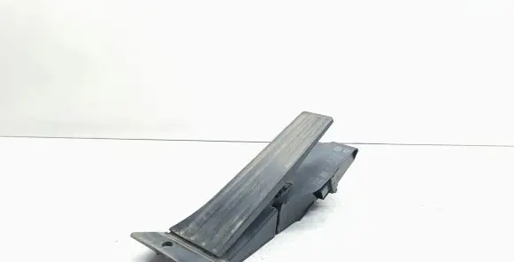 BMW X1 E84 Accelerator throttle pedal 6793742 35426793742