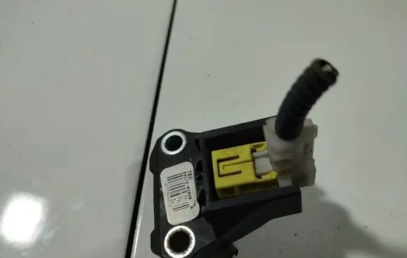 Airbag deployment crash/impact sensor