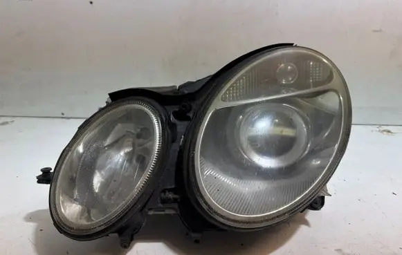 Mercedes-Benz E W211 Headlight/headlamp 15435901