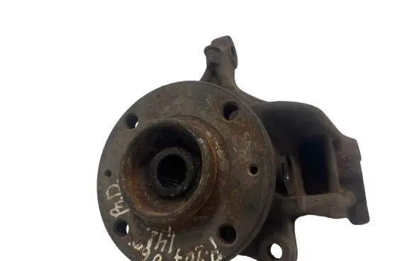 Peugeot 207 Front wheel hub
