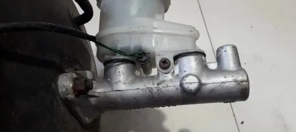 Mitsubishi Colt Master brake cylinder