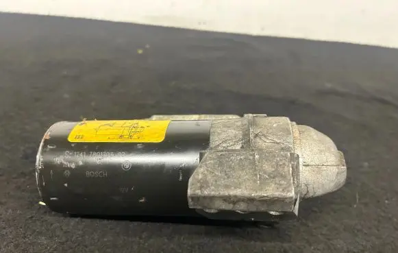 BMW 7 F01 F02 F03 F04 Starter motor 7801203