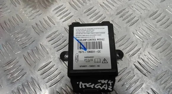 Ford Kuga II Light module LCM 7S71-13K031-CC