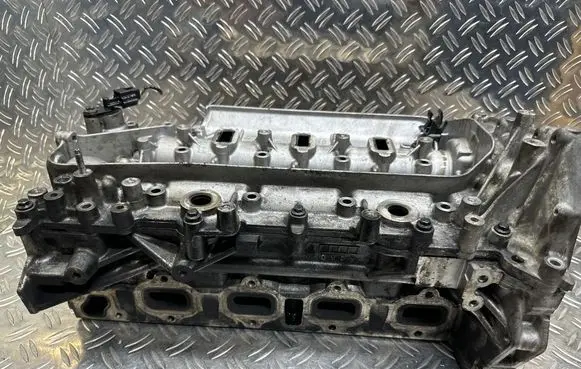 Renault Talisman Engine head 110422959R
