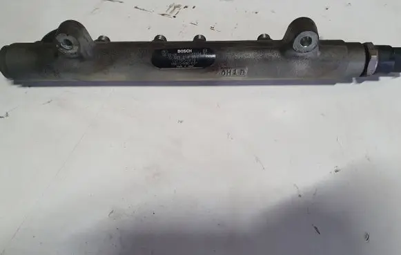 Fuel main line pipe