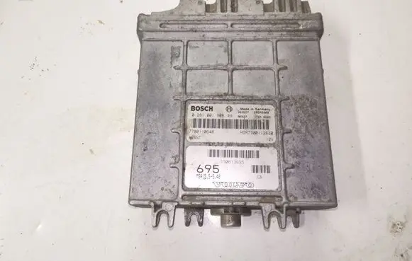 Volvo S40, V40 Engine control unit/module 0281001906 7700110648