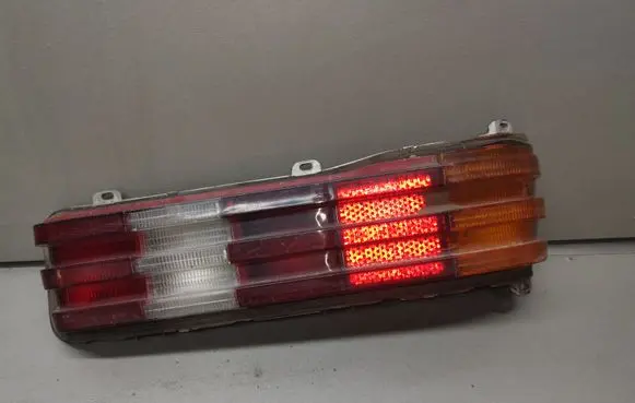 Mercedes-Benz W123 Rear/tail lights