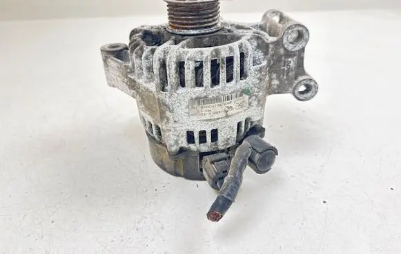 Ford Focus Generator/alternator 3N1110300AD A115IM105A 2118353