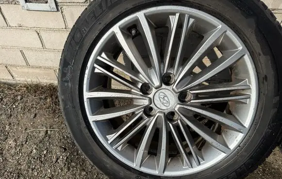 Hyundai Kona I R17 alloy rim 52910J9200