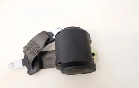 Renault Laguna II Middle seatbelt (rear) a003549