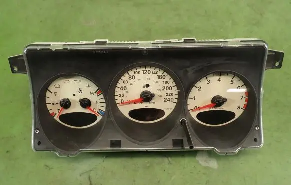 Chrysler PT Cruiser Speedometer (instrument cluster) 04671816AG
