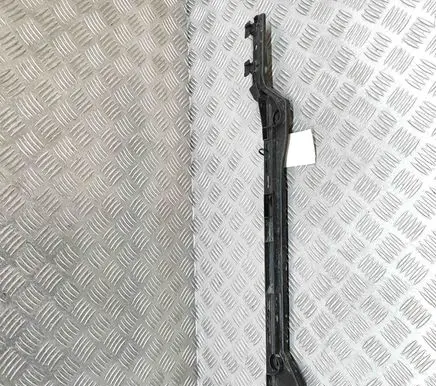 Sill/side skirt trim