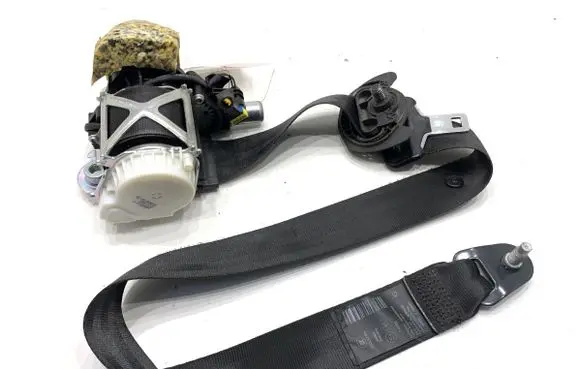 Citroen C5 Front seatbelt 33060518