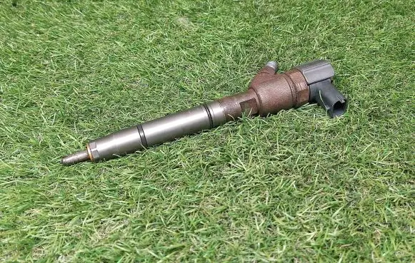 KIA Soul Fuel injector 338002A900