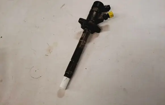 Fuel injector