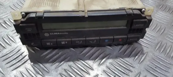 Volkswagen PASSAT B5 Climate control unit 3b1907044a
