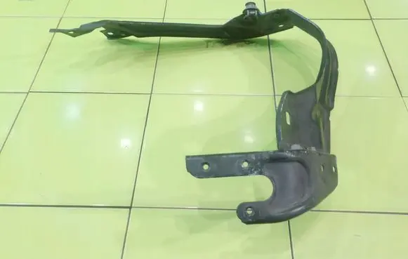 Mercedes-Benz CLK A209 C209 Radiator support slam panel PRZOD