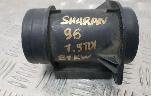 Volkswagen Sharan Mass air flow meter I45009