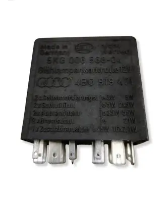 Volkswagen PASSAT B5.5 Other relay 5KG00656804 4B0919471