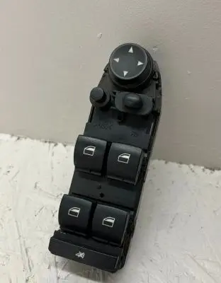 BMW 5 E60 E61 Electric window control switch 9122111 07W10E06