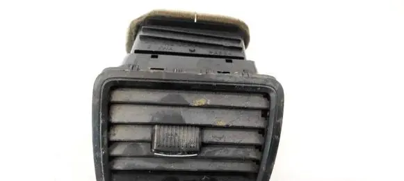 Volkswagen Golf V Dash center air vent grill 1K0819704 1K0819710