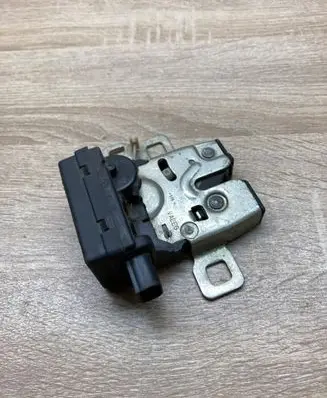 Mini One - Cooper R50 - 53 Tailgate/trunk/boot lock/catch/latch MiniCooperr50
