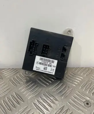 Mercedes-Benz E W211 Comfort/convenience module 2115452132