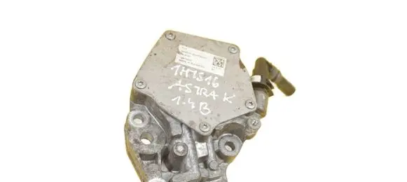 Opel Astra K Vacuum pump 12673203 B14XE LV7