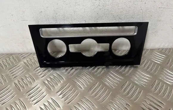 Volkswagen Golf VII Climate control/heater control trim 5G1863100
