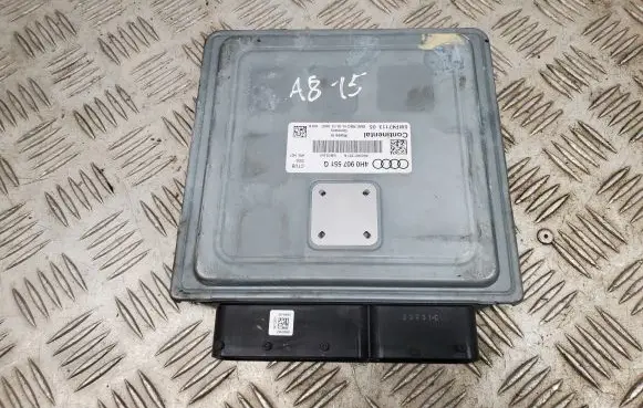 Audi A8 S8 D4 4H Engine control unit/module 4H0907551G 4H0907551A