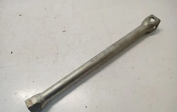 Peugeot Boxer Wheel nut wrench 1357231080