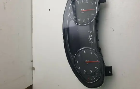 Audi A8 S8 D4 4H Speedometer (instrument cluster) 4H0920820H