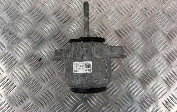 Porsche Panamera (970) Engine mount bracket