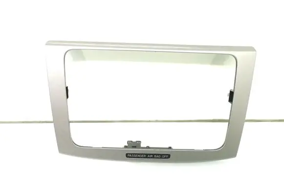 Volkswagen PASSAT B6 Radio/GPS head unit trim 3C0858069M 3C0919234