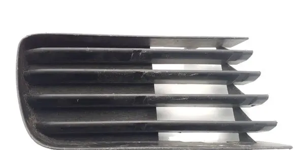 Toyota Prius (XW20) Front bumper lower grill 5311347020