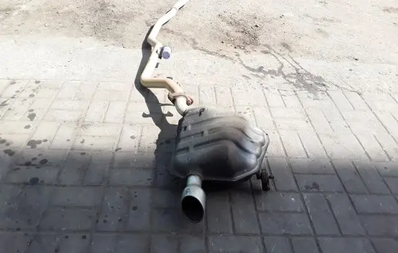 Dodge Durango Muffler/silencer 68276640AA