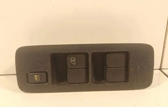 Nissan Qashqai Electric window control switch 25401JD00A 0130PR