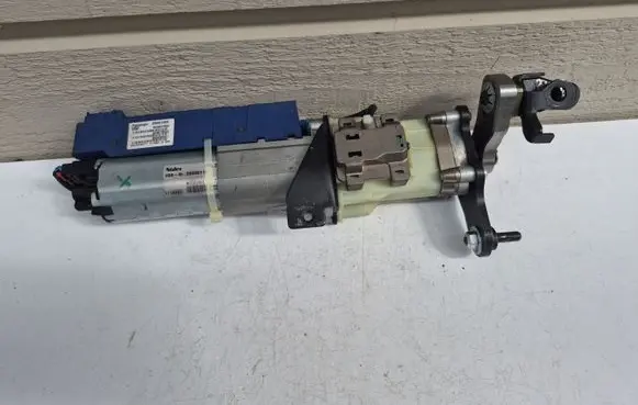 Audi A4 S4 B8 8K Tailgate/trunk/boot lift motor 8K9827852A